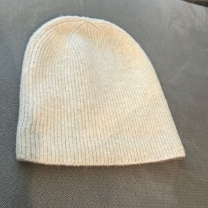 Uniqlo Cream Ribbed Knit Beanie